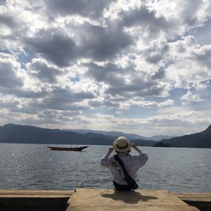 亚洲综合国产二区日韩精品
